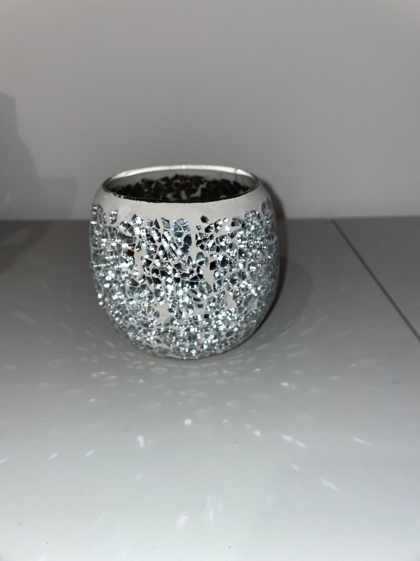 Crackle Candle Holder (10cm by 10cm by 9.5)