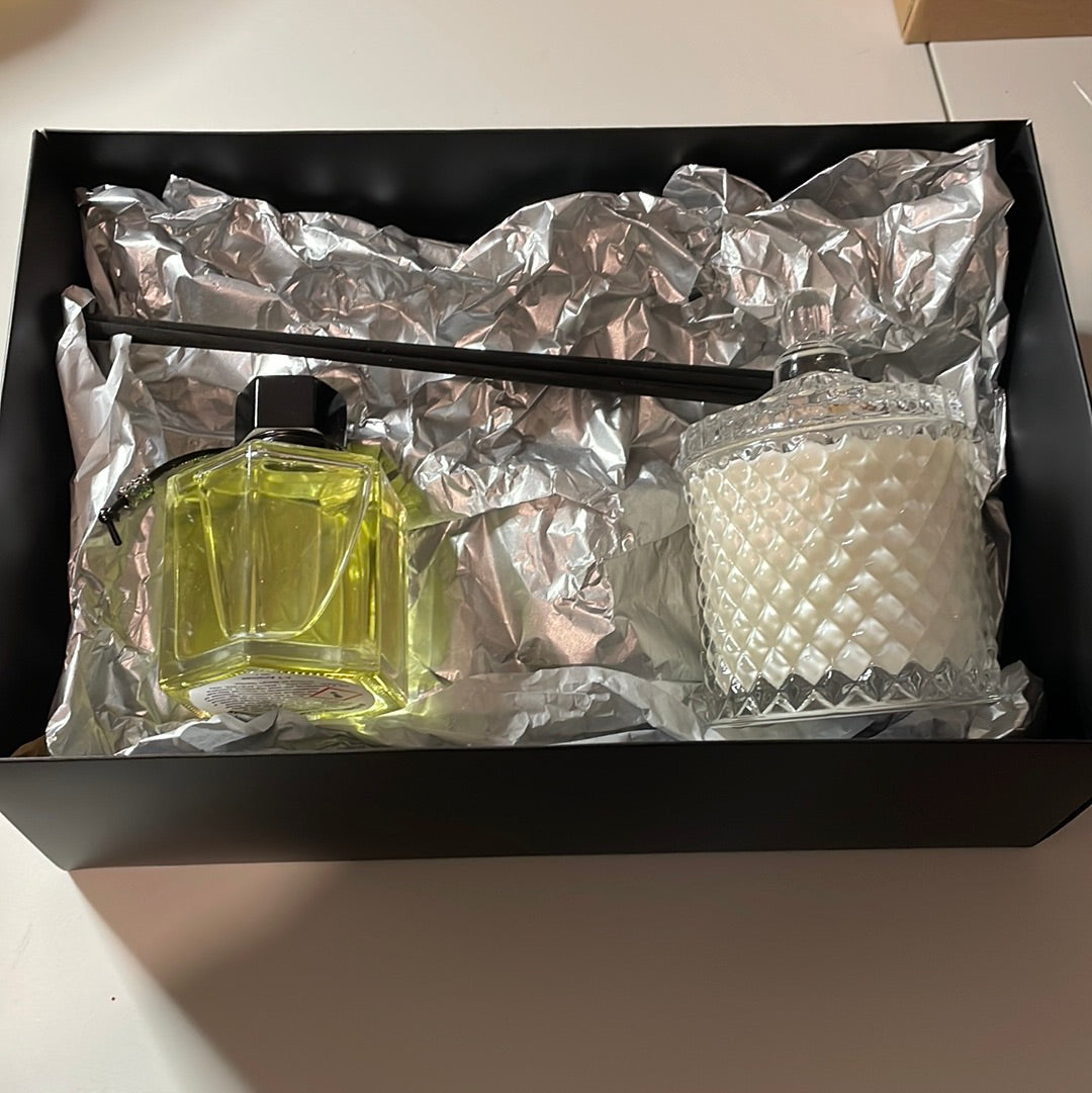 Reed diffuser + Large Candle gift set